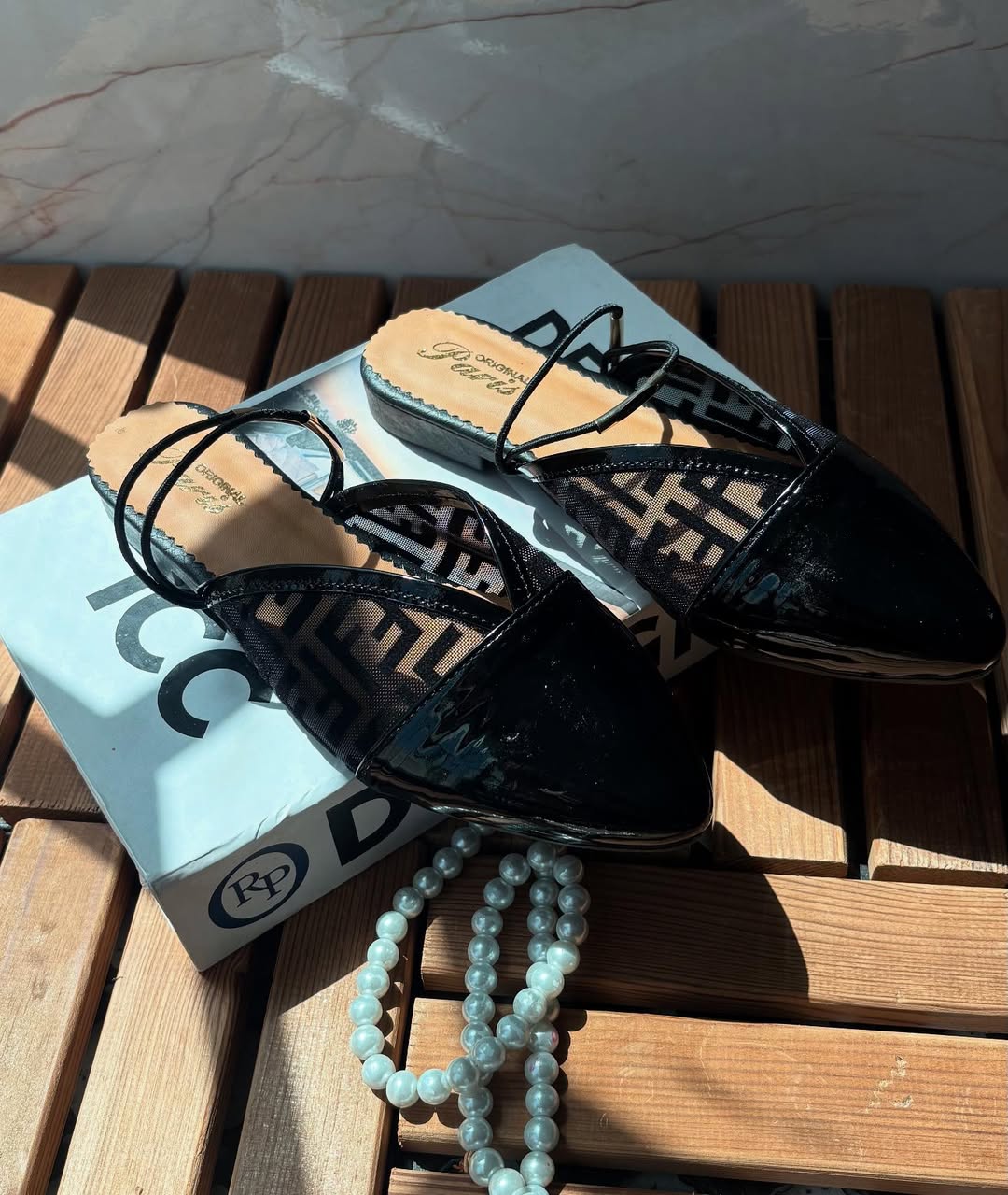 صندل مدل فندی